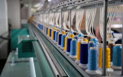 Efficienza energetica: come i nuovi macchinari tessili riducono i costi e l’impatto ambientale